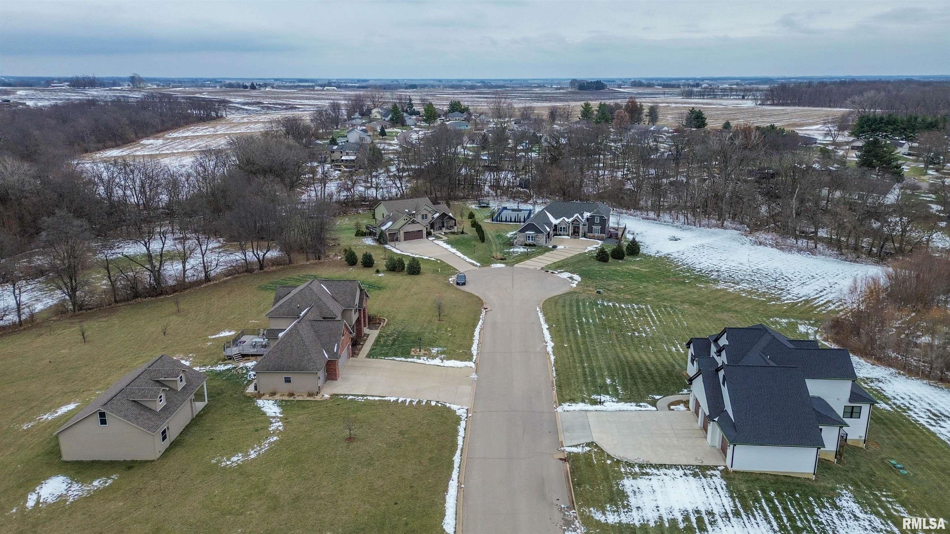 201 Royal Point Court Pekin, IL 61554 - Photo 52 of 56