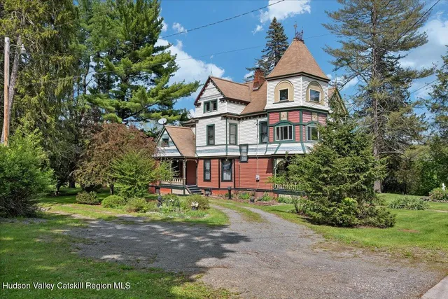 $549,999 | 4930 Highway 81, Greenville, NY 12083