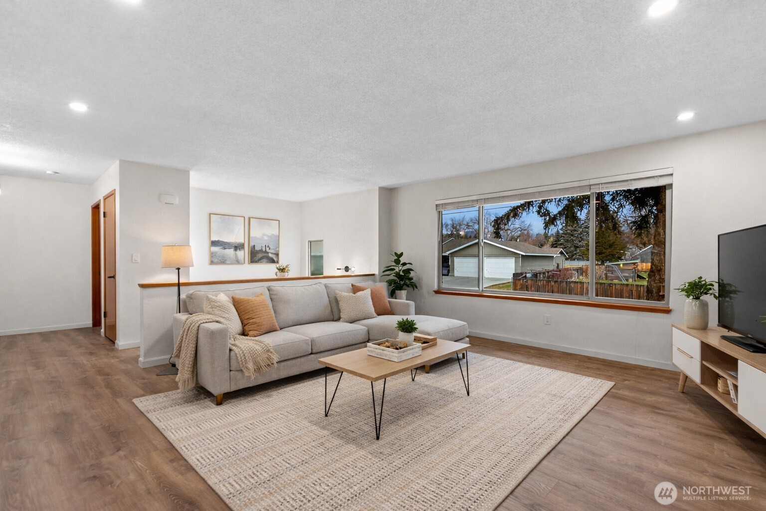 1705 Norman Street Wenatchee, WA 98801 - Photo 8 of 40