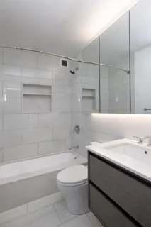 $3,795 | 115 East 34th Street, Unit 506 | Murray Hill