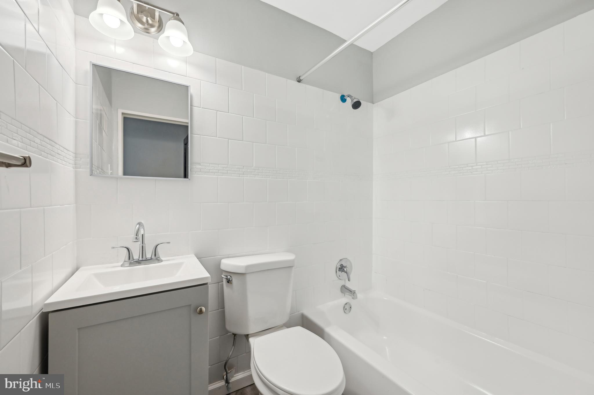 1126 Gleneagle Road Baltimore, MD 21239 - Photo 17 of 36