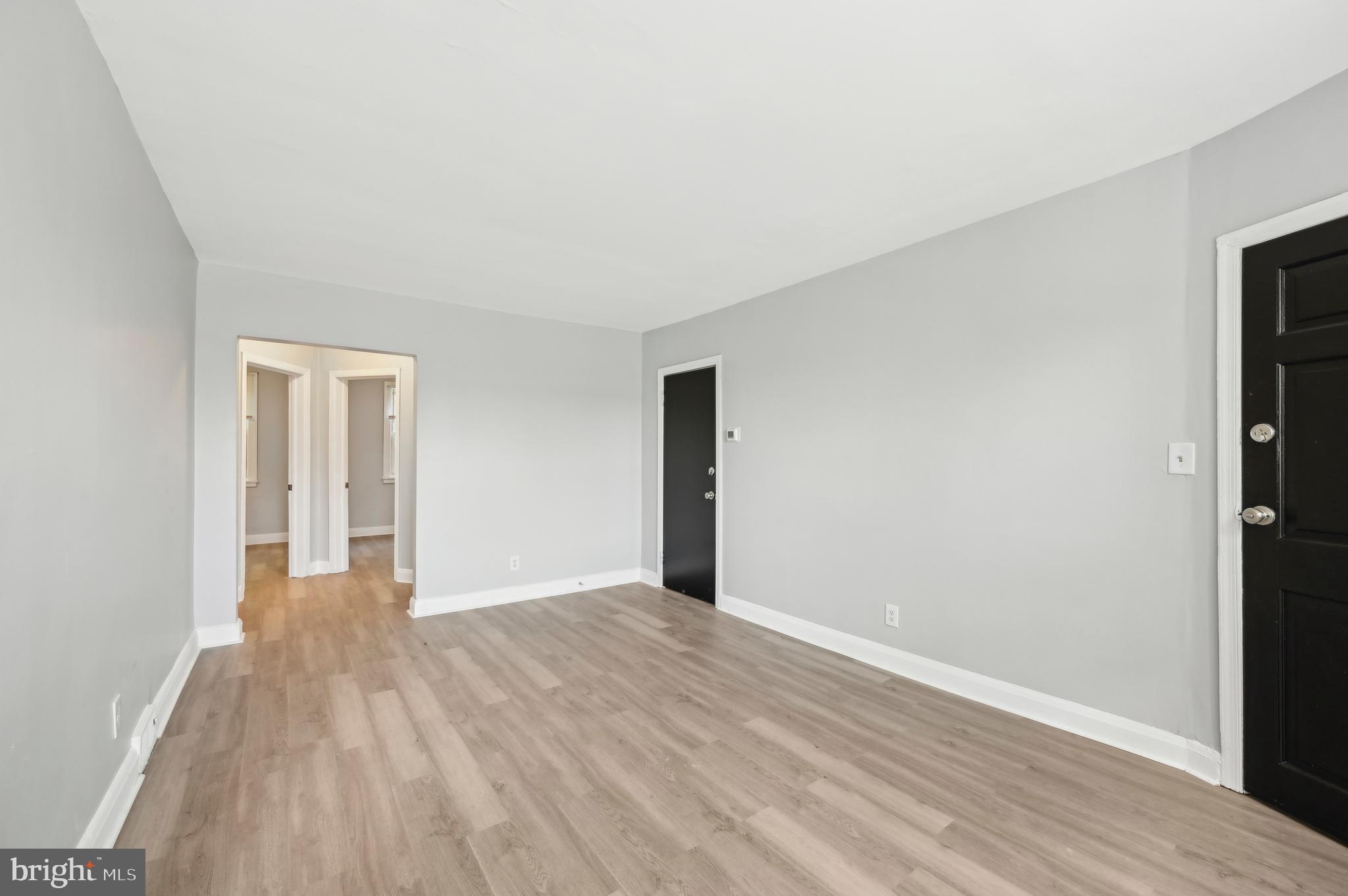 1126 Gleneagle Road Baltimore, MD 21239 - Photo 6 of 36