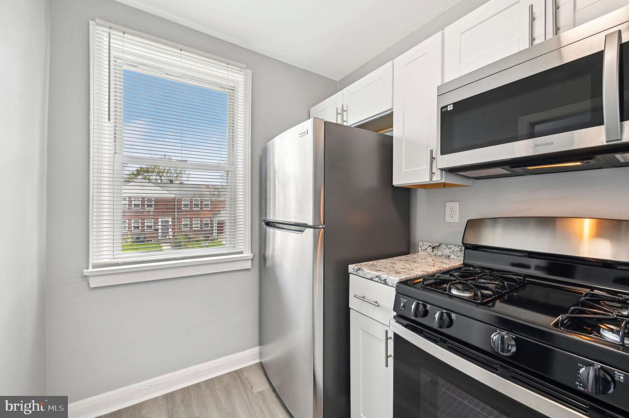 1126 Gleneagle Road Baltimore, MD 21239 - Photo 8 of 36