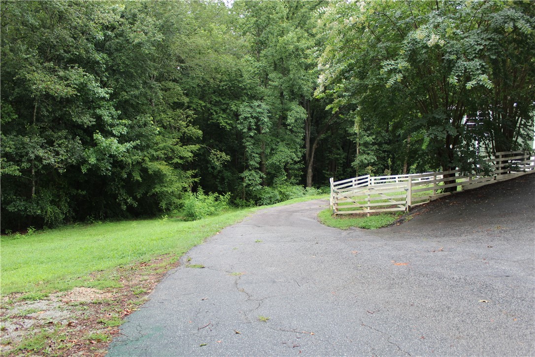 141 Earls Mill Road Seneca, SC 29678 - Photo 17 of 24 Gallery Image 17