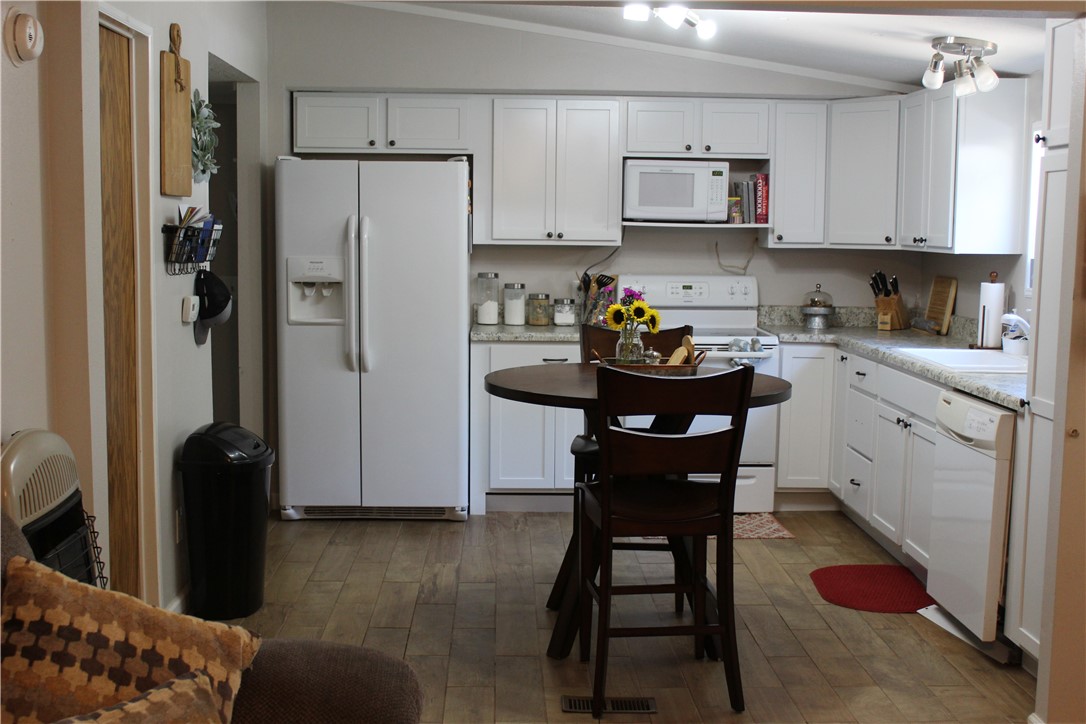 141 Earls Mill Road Seneca, SC 29678 - Photo 4 of 24 Gallery Image 4