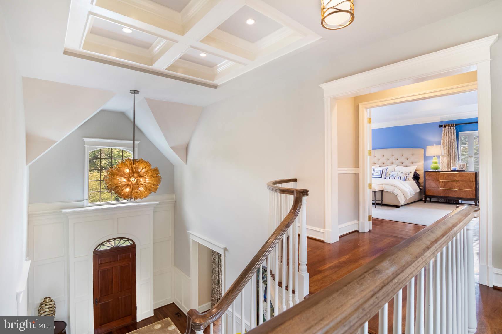 402 Belrose Lane Wayne, PA 19087 - Photo 4 of 24