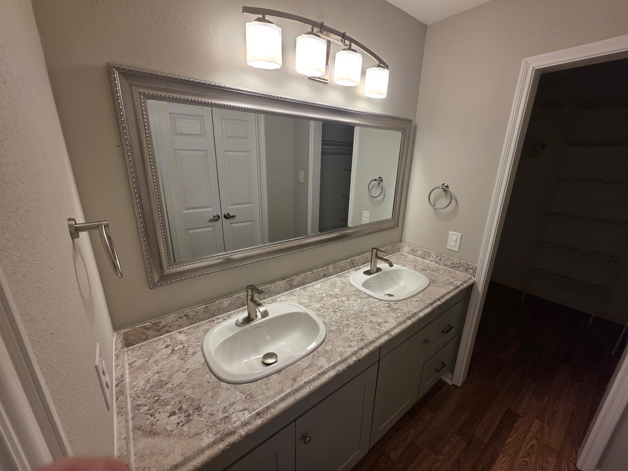 16007 Mill Point Drive Houston, TX 77059 - Photo 25 of 38