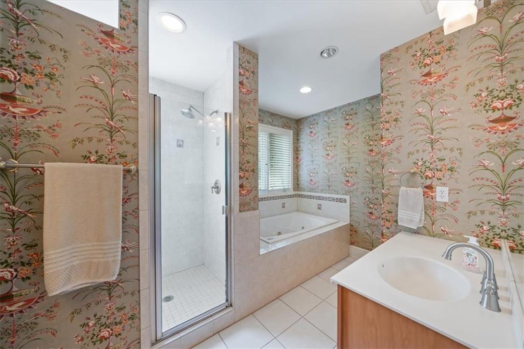 1215 Arno Road Kansas City, MO 64113 - Photo 16 of 31