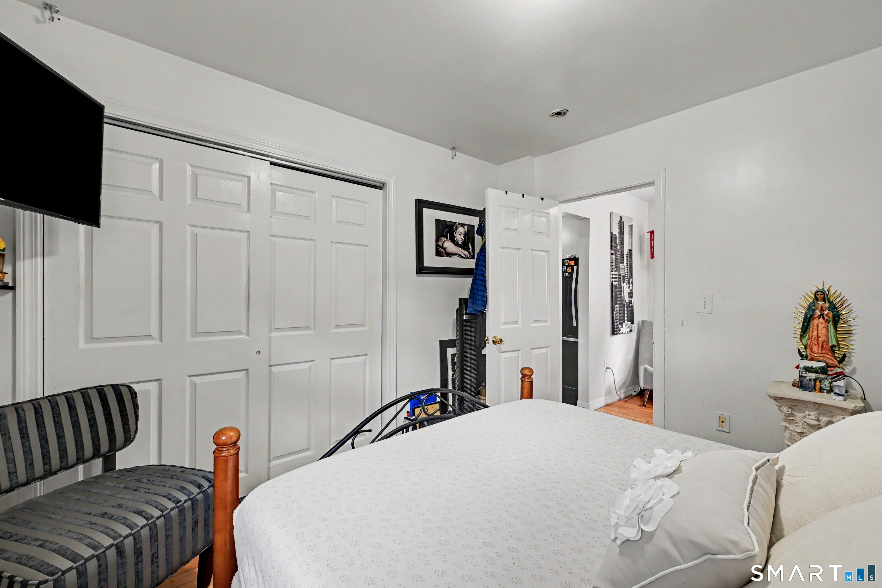 44 Toms Road Stamford, CT 06906 - Photo 21 of 38