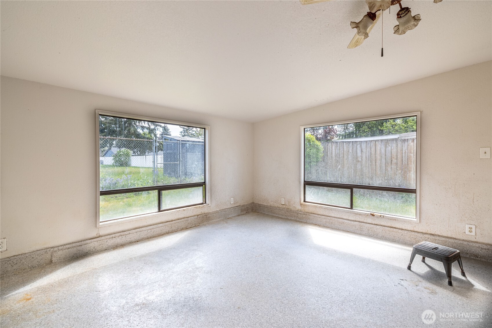 8803 Terrace Road Southwest Tacoma, WA 98498 - Photo 11 of 26