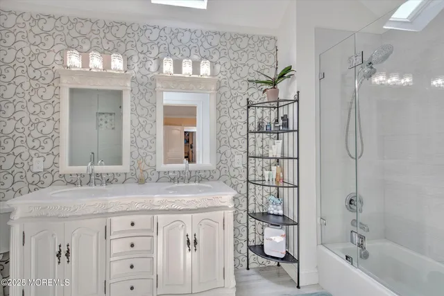 $749,900 | 119 Kentucky Way, Freehold, NJ 07728