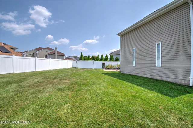 $749,900 | 119 Kentucky Way, Freehold, NJ 07728