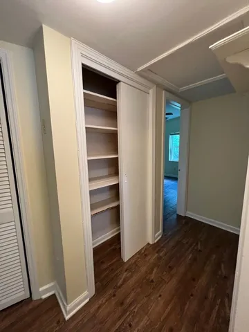 $2,050 | 2002 Chowkeebin Nene, Tallahassee, FL 32301