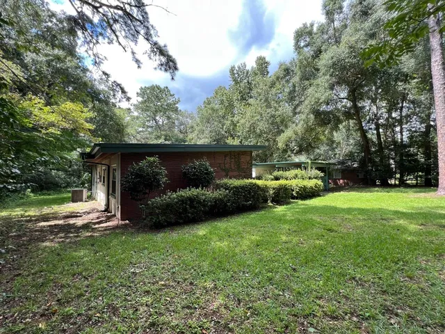 $2,050 | 2002 Chowkeebin Nene, Tallahassee, FL 32301