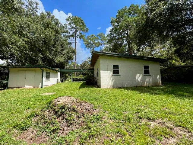 $2,050 | 2002 Chowkeebin Nene, Tallahassee, FL 32301