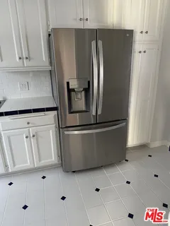 $4,950 | 930 South Bedford Street, Unit 4, Los Angeles, CA 90035