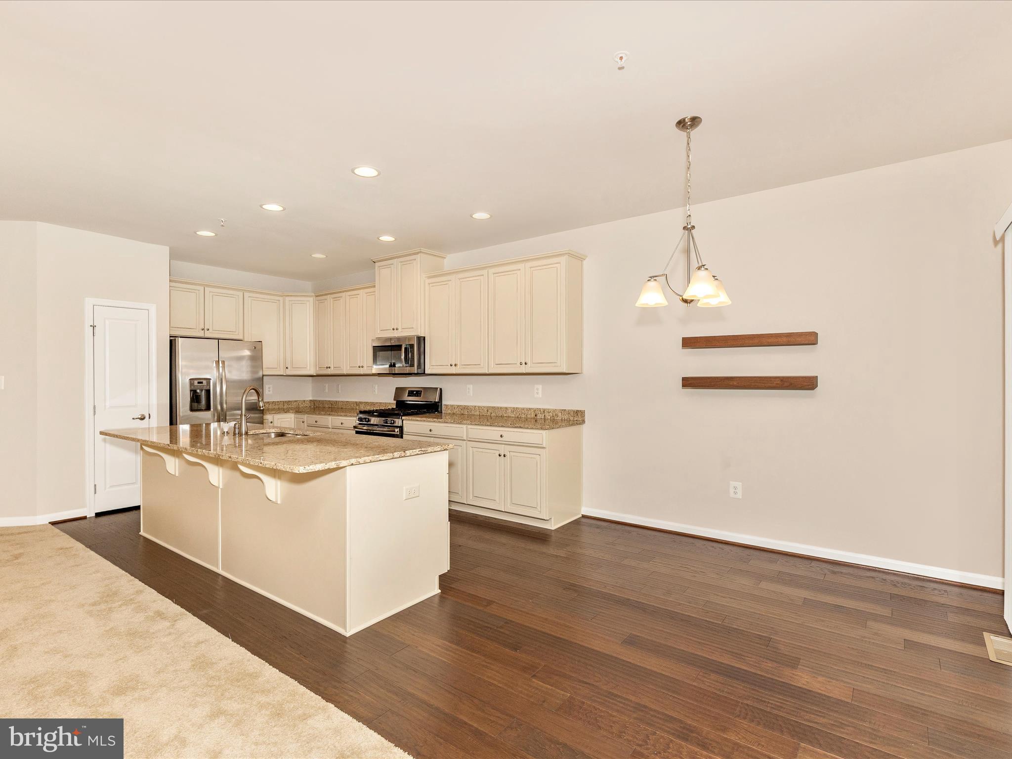 416 Conundrum Terrace Frederick, MD 21702 - Photo 5 of 39 Kitchen & Dining