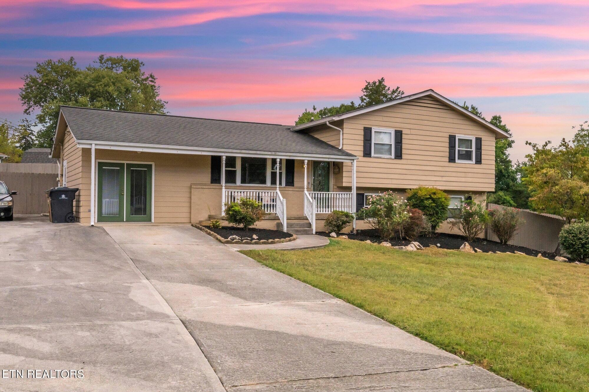 3933 Deerfield Road Knoxville, TN 37921 - Photo 1 of 22 Gallery Image 1