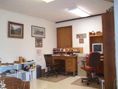 113 Sand Hill Road Grandview, WA 98930 - Photo 14 of 24 a view of a workspace with furniture and a window