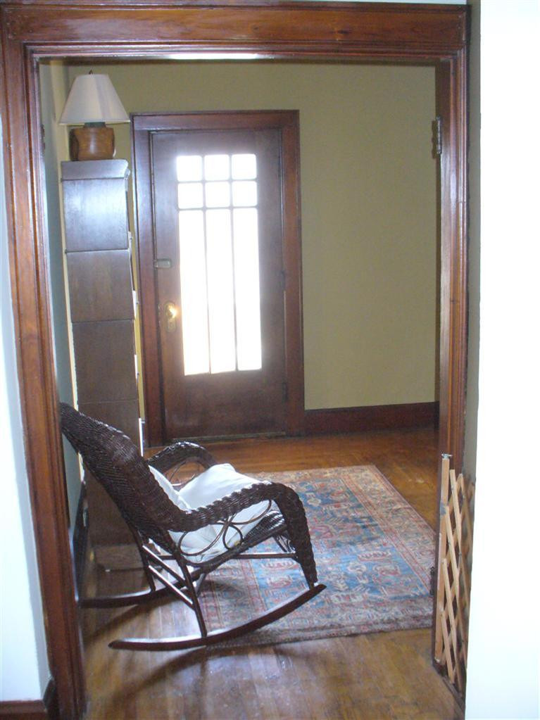 1057 Lawton Road Covington, KY 41011 - Photo 3 of 14 Gallery Image 3