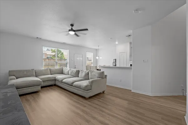 $285,000 | 17114 Amarose Drive, Houston, TX 77090