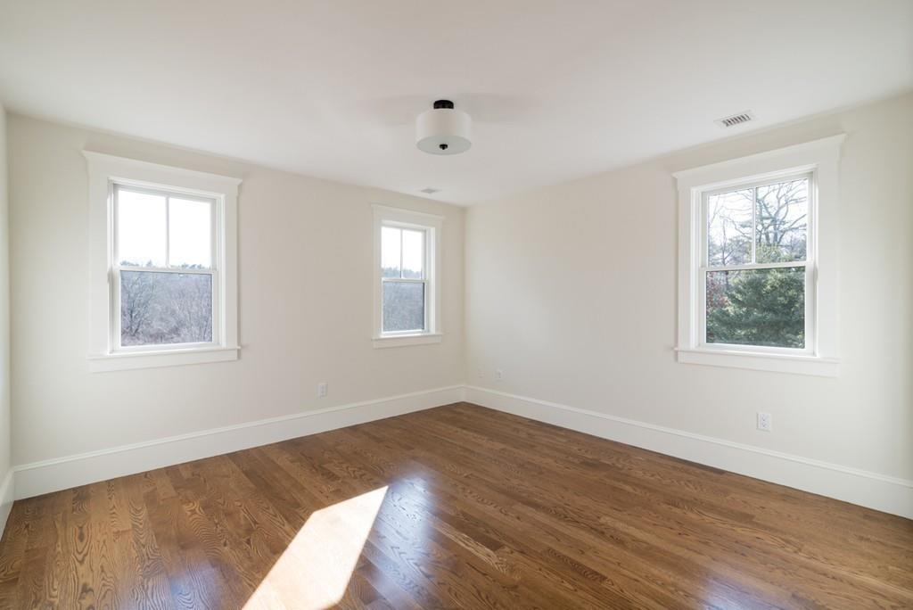 83 Free Street Hingham, MA 02043 - Photo 22 of 28