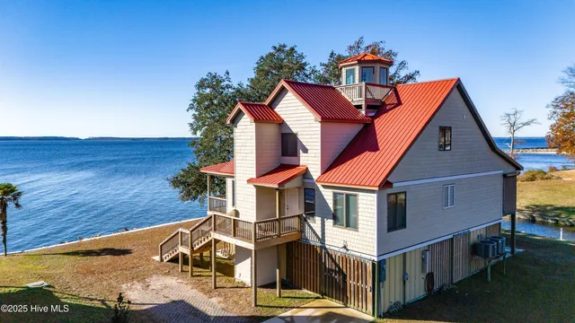 $975,000 | 76 Beach Drive, Minnesott Beach, NC 28510