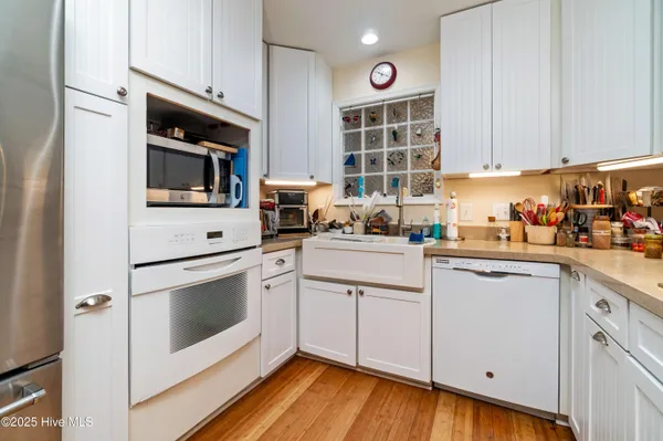 $975,000 | 76 Beach Drive, Minnesott Beach, NC 28510