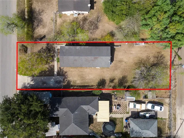 $1,050 | 110 South 12th Street, Donna, TX 78537