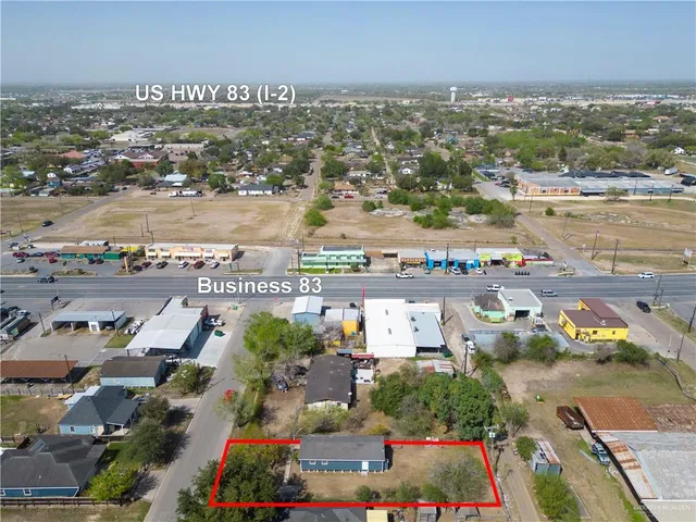 $1,050 | 110 South 12th Street, Donna, TX 78537