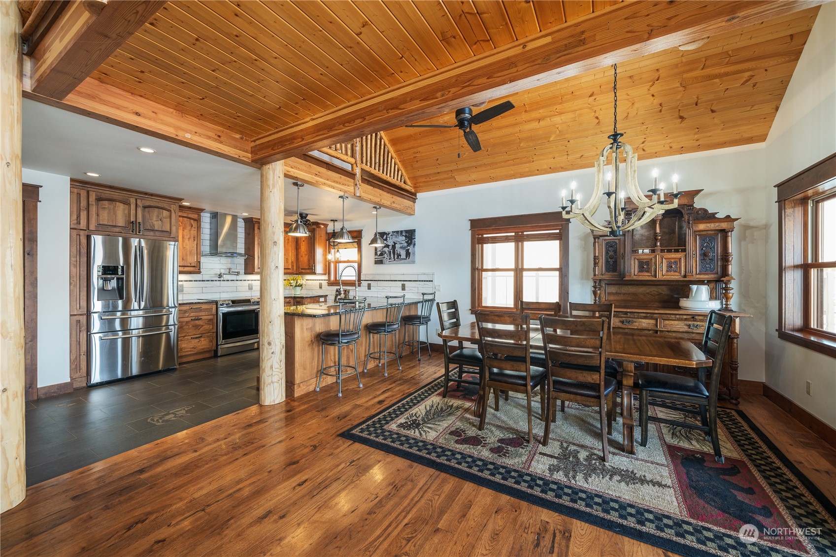 11830 South Lakeshore Road Chelan, WA 98816 - Photo 14 of 39 Gallery Image 14