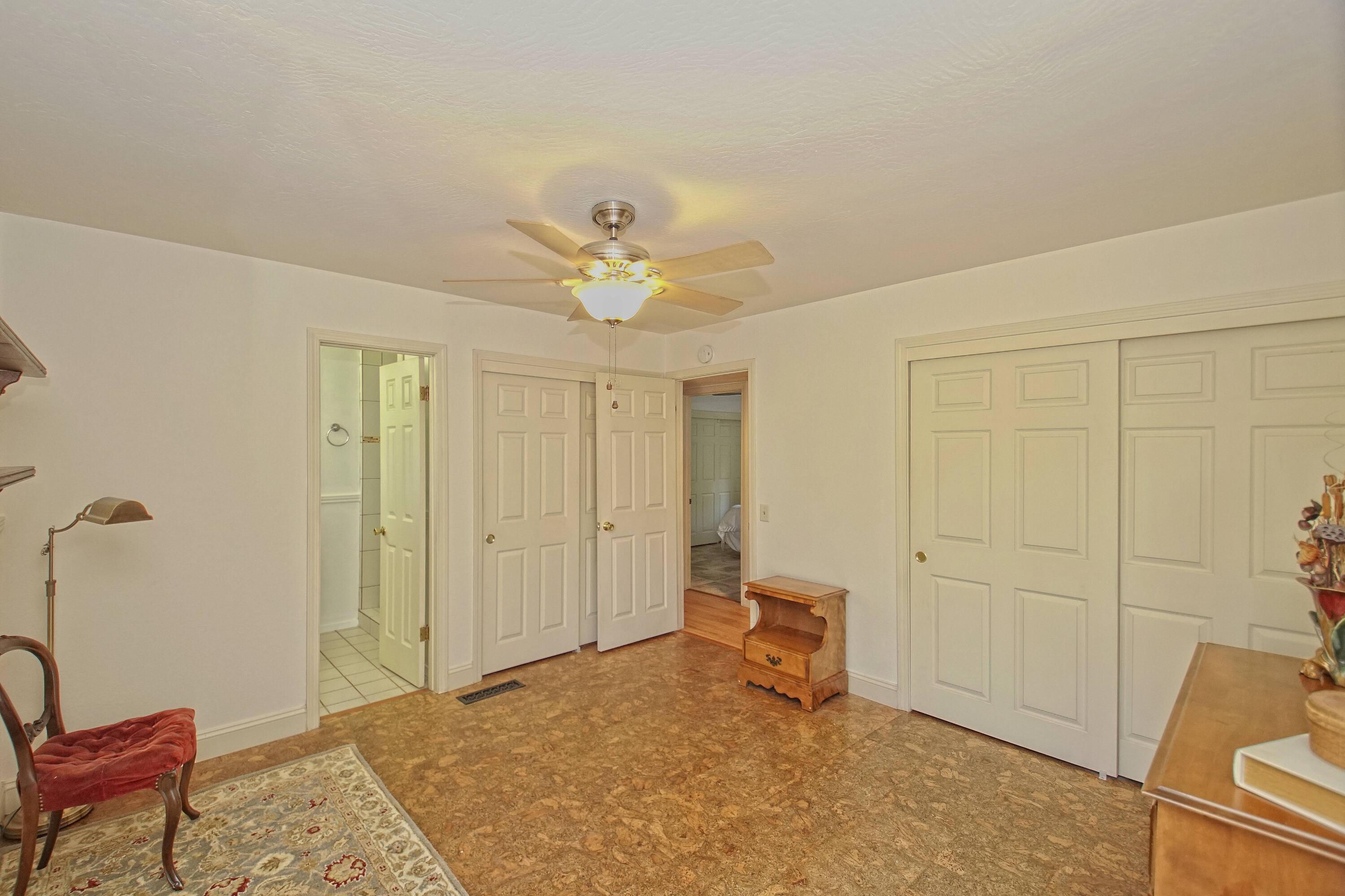 8489 Valley View Road Redding, CA 96001 - Photo 25 of 61 Primary