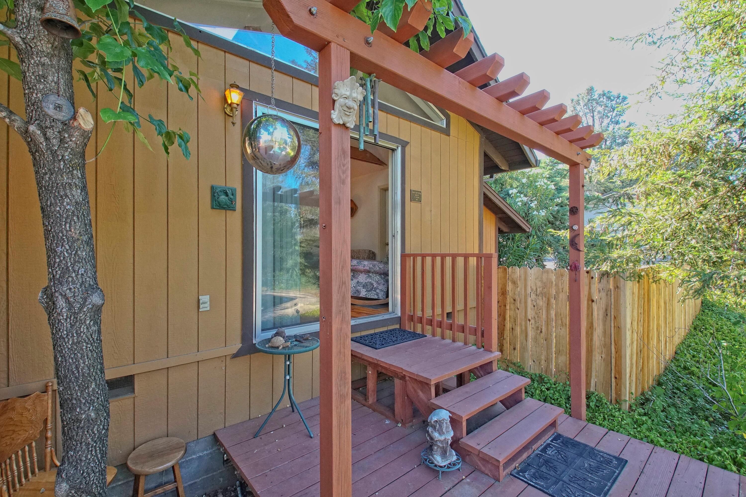 8489 Valley View Road Redding, CA 96001 - Photo 35 of 61 ADU Entrance