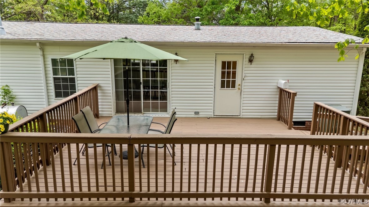 55 Redd Shop Road Farmville, VA 23901 - Photo 31 of 37 a view of entryway with a balcony