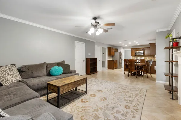 $435,000 | 95 North Winterport Circle, The Woodlands, TX 77382