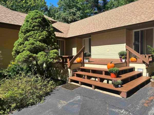 $750,000 | 14 Forest Ring Drive, Bartlett, NH 03845
