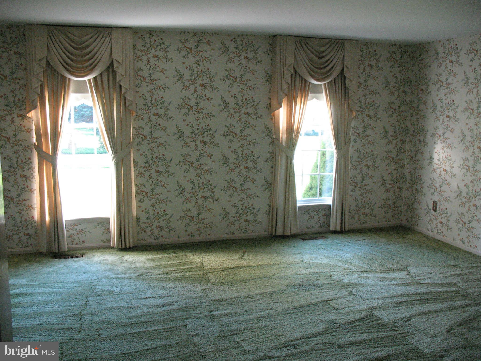 3908 Eland Road Phoenix, MD 21131 - Photo 7 of 28 Living Room
