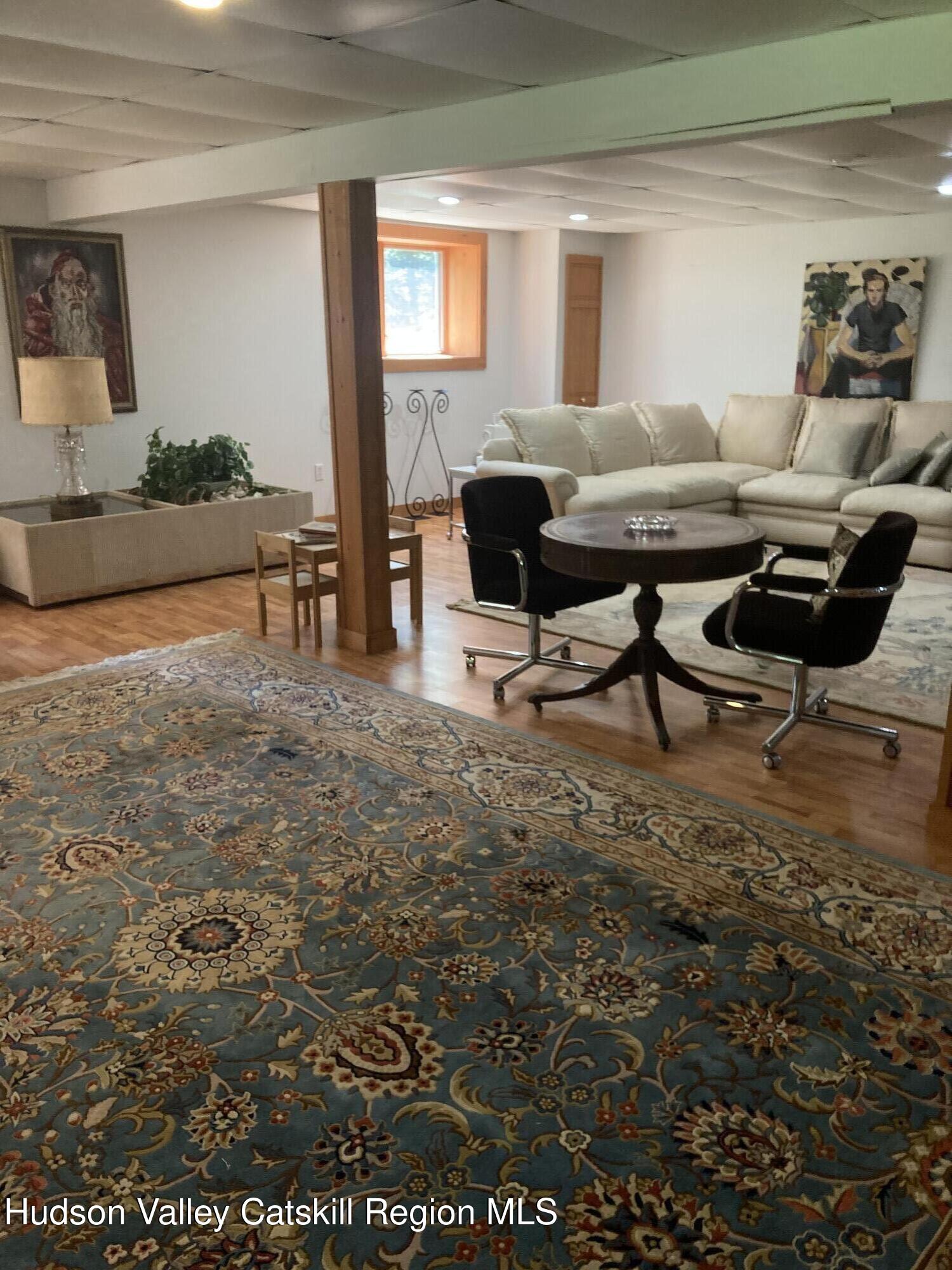 537 Mossy Hill Road Catskill, NY 12414 - Photo 22 of 105 a living room with furniture