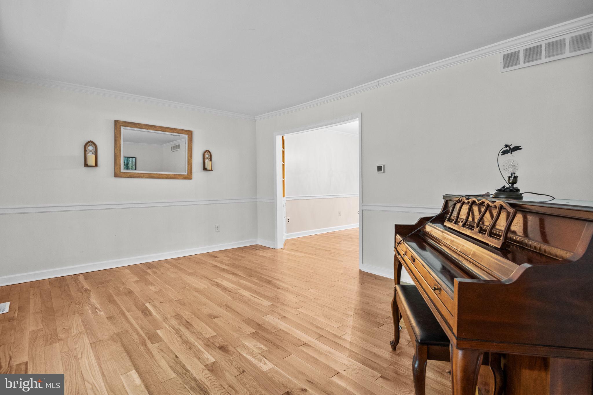 23 Summit Pass Medford, NJ 08055 - Photo 7 of 36