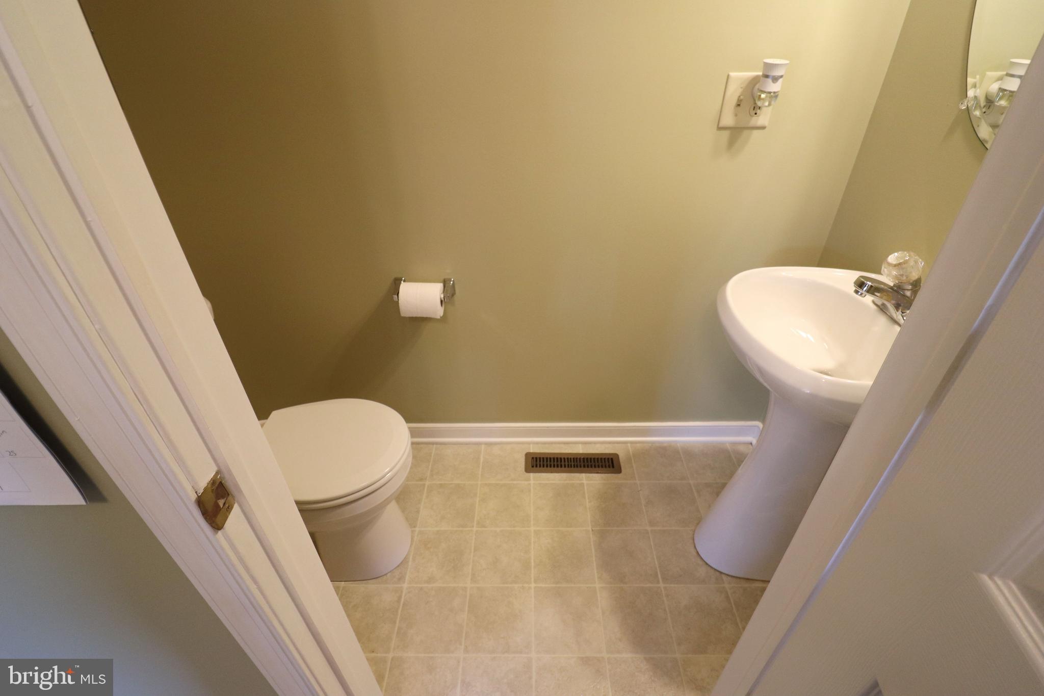 641 Chickadee Drive Lititz, PA 17543 - Photo 16 of 42 a bathroom with a sink and toilet