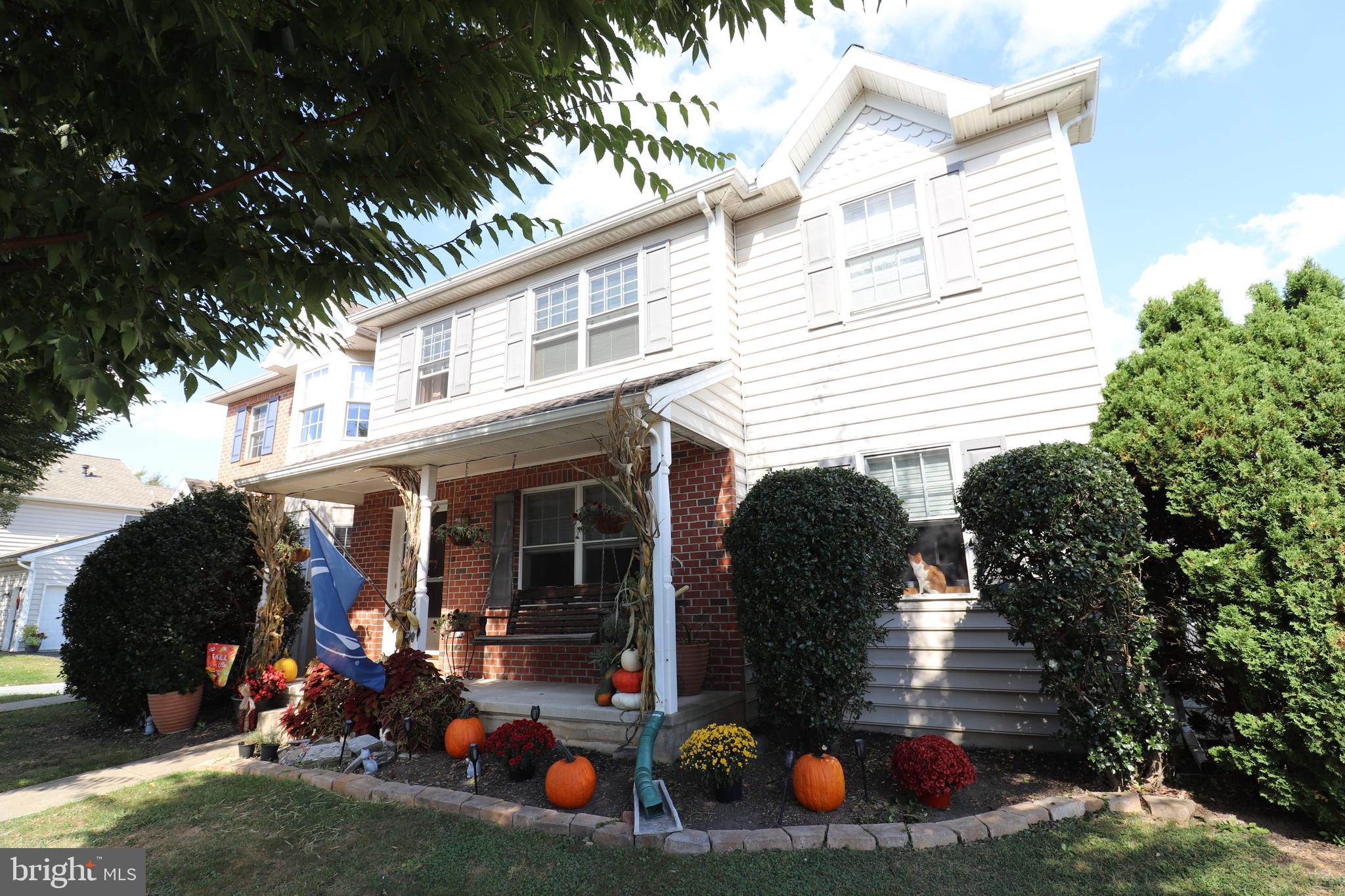 641 Chickadee Drive Lititz, PA 17543 - Photo 35 of 42 a front view of a house