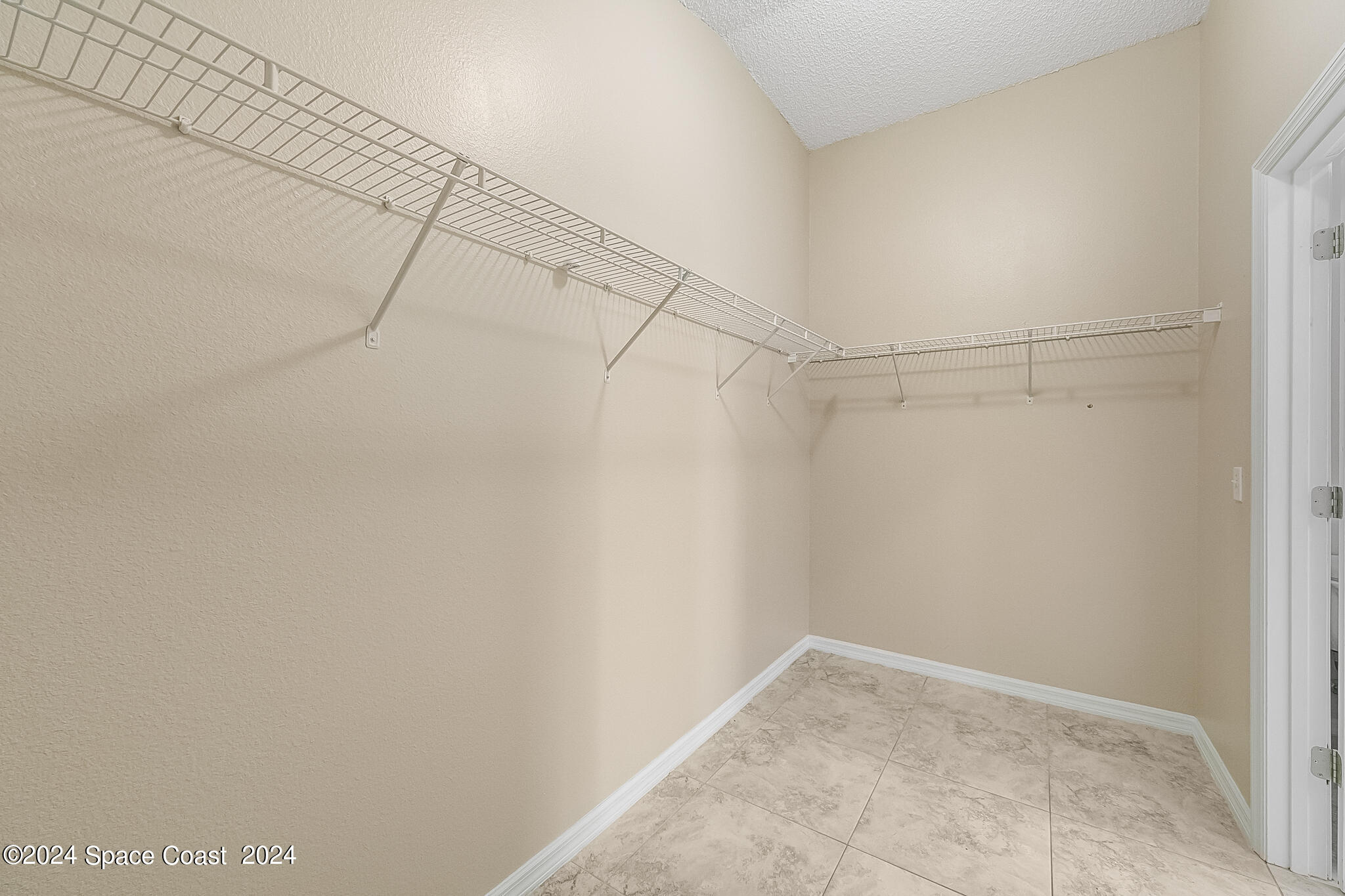 4631 Decatur Circle Melbourne, FL 32934 - Photo 22 of 35 a view of a small space