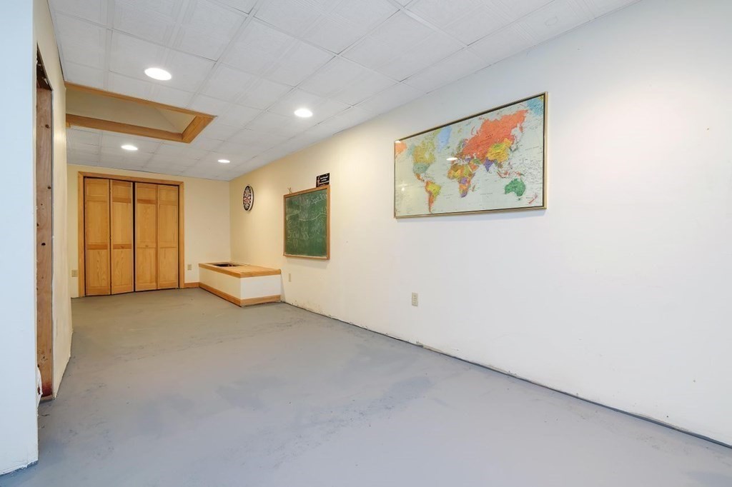 116 Apple Ridge Road West Springfield, MA 01089 - Photo 30 of 40 Gallery Image 30