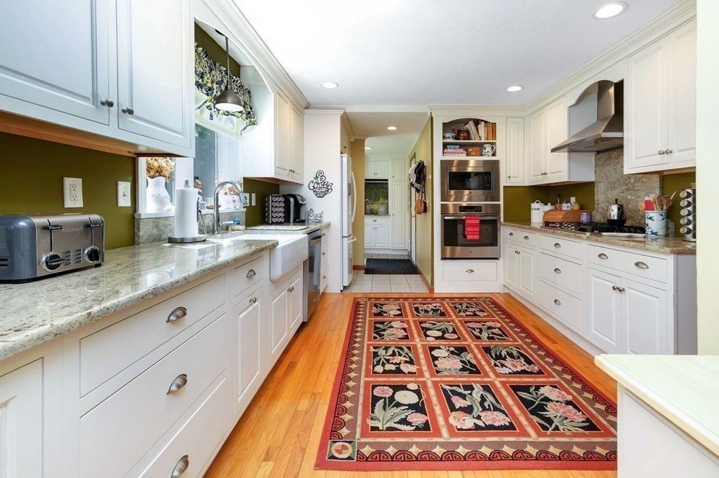 116 Apple Ridge Road West Springfield, MA 01089 - Photo 9 of 40 Gallery Image 9