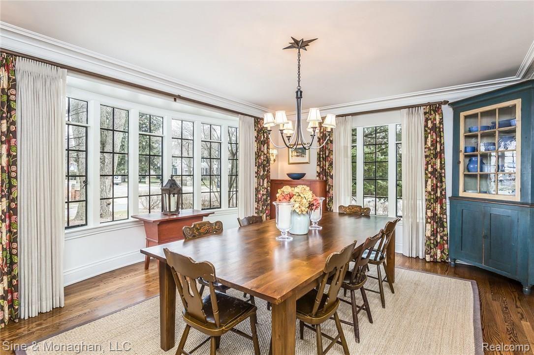 53 Cloverly Road Grosse Pointe, MI 48236 - Photo 12 of 66 018-Dining_Room-3695291-medium.jpg