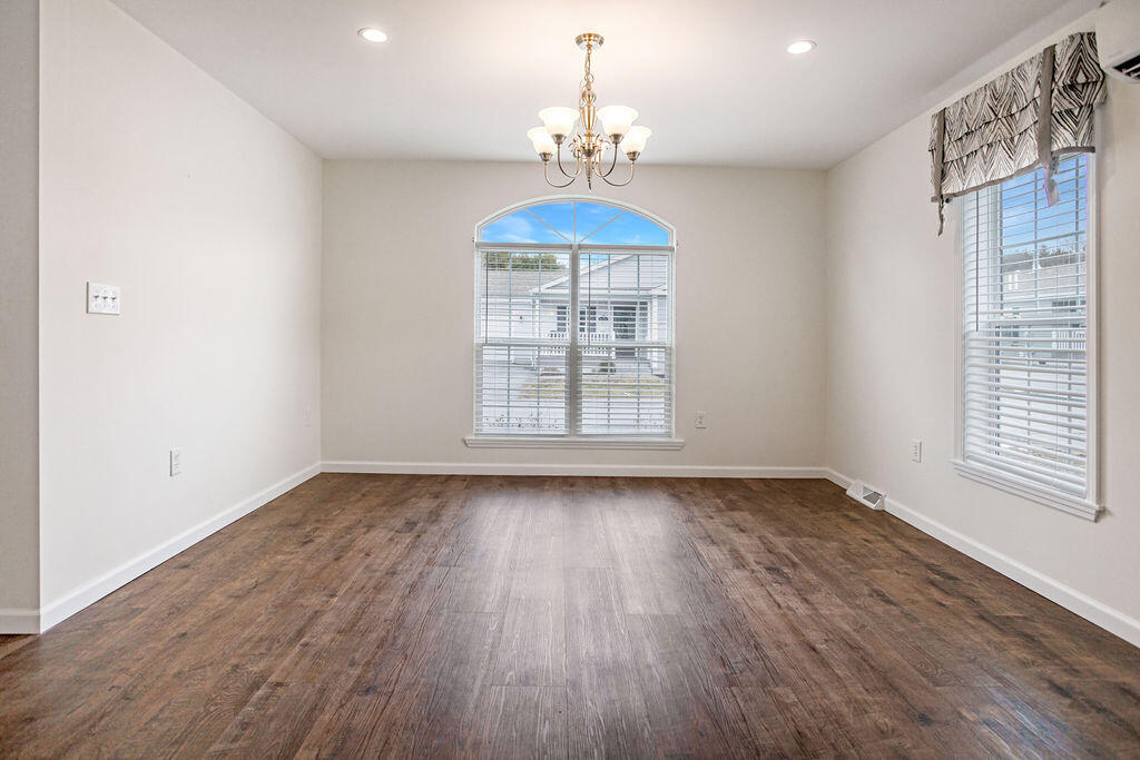 9 David Drive Scarborough, ME 04074 - Photo 7 of 13 Dining room