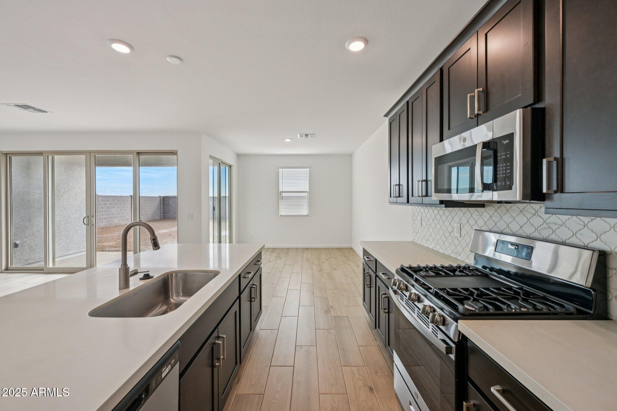 16207 West Bajada Road Surprise, AZ 85387 - Photo 14 of 45 14-web-or-mls-W Bajada Rd-S2310-014