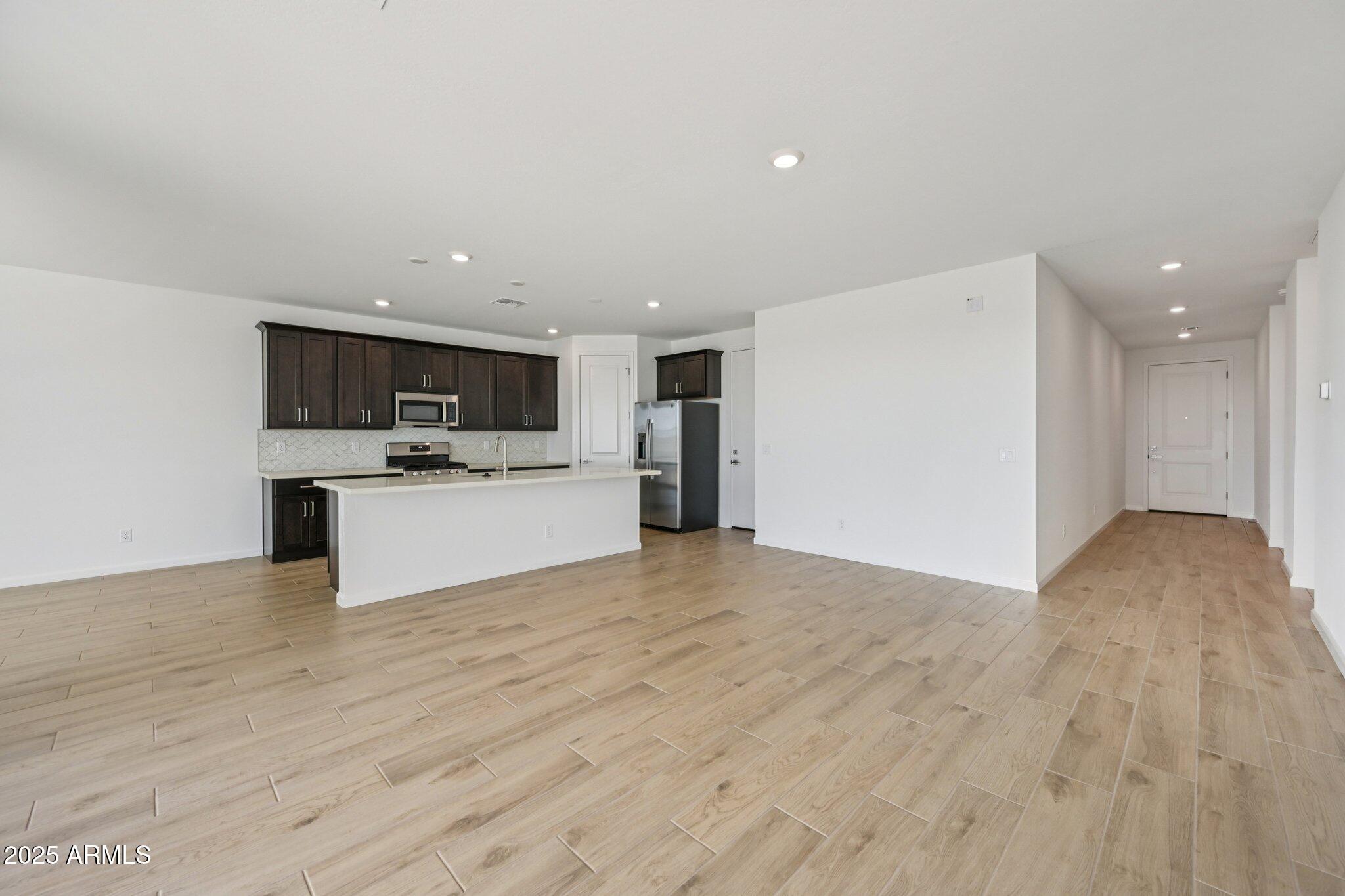 16207 West Bajada Road Surprise, AZ 85387 - Photo 6 of 45 6-web-or-mls-W Bajada Rd-S2310-006