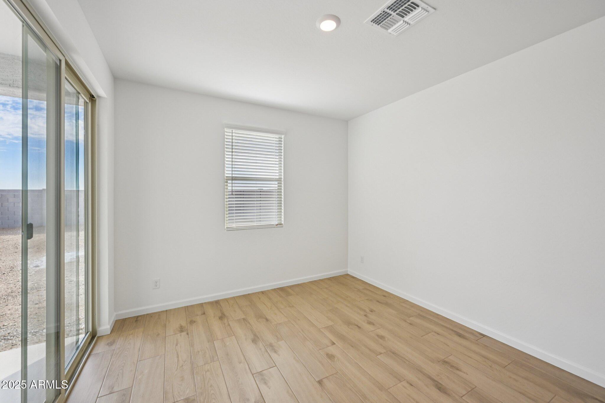 16207 West Bajada Road Surprise, AZ 85387 - Photo 8 of 45 8-web-or-mls-W Bajada Rd-S2310-008