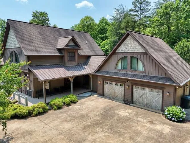 $1,300,000 | 115 Dawsons Lane, Murphy, NC 28906